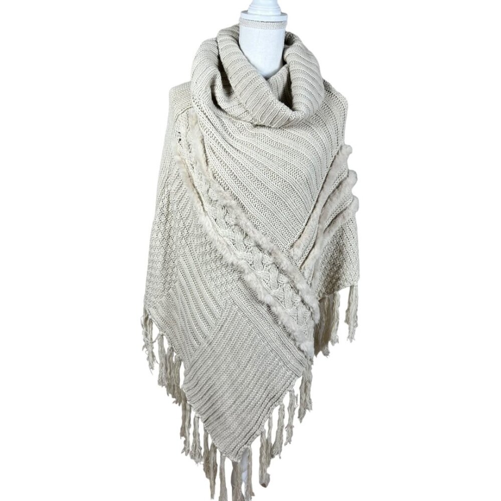 Le Moda One Size Poncho‎